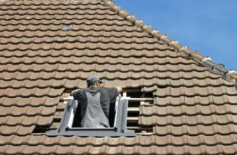 Pose de velux - Courcelles-lès-Gisors